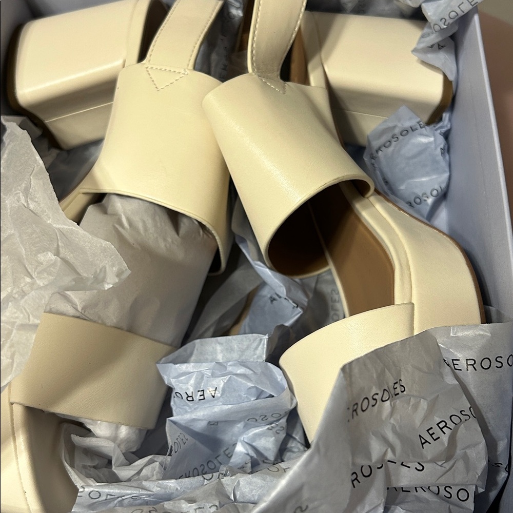AEROSOLES Camilia eggnog faux leather platform sandals size 12 NWOT - Picture 7 of 10